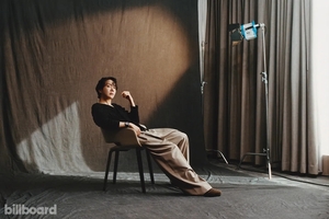 【フォト】防弾少年団J-HOPE、余裕があって洗練された魅力＝「Billboard magazine」