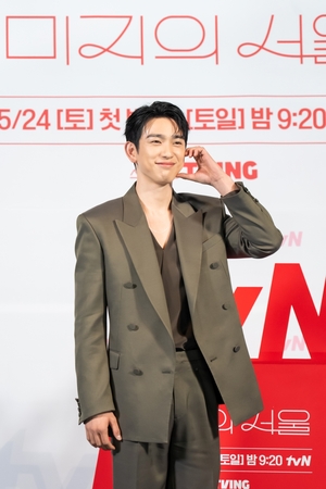 【フォト】パク・ボヨン×パク・ジニョン×リュ・ギョンス主演『未知のソウル』制作発表会