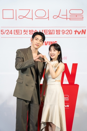 【フォト】パク・ボヨン×パク・ジニョン×リュ・ギョンス主演『未知のソウル』制作発表会