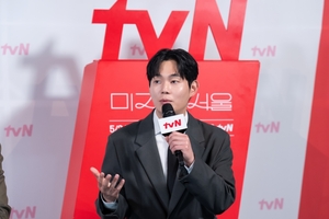 【フォト】パク・ボヨン×パク・ジニョン×リュ・ギョンス主演『未知のソウル』制作発表会