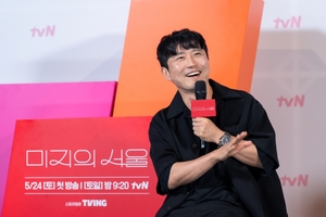 【フォト】パク・ボヨン×パク・ジニョン×リュ・ギョンス主演『未知のソウル』制作発表会