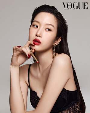 【フォト】ムン・ガヨン　官能的でクラシカルな美しさ