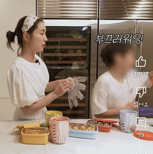 イ・ミンジョン&イ・ビョンホン夫妻の息子、カメラの前で照れるキュートな姿がほほ笑ましい