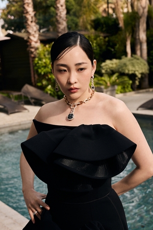 【フォト】清純さを抜け出し魅惑的な美しさのキム・ミンハ…カンヌ映画祭でまばゆいビジュアル披露