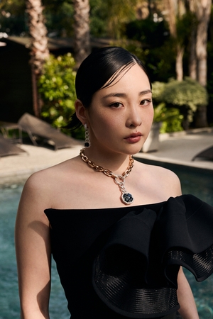 【フォト】清純さを抜け出し魅惑的な美しさのキム・ミンハ…カンヌ映画祭でまばゆいビジュアル披露