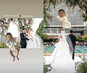 ソン・ダムビ「夫婦の日」でウエディング写真に娘の写真を合成「これでもう完全体、ファイト」