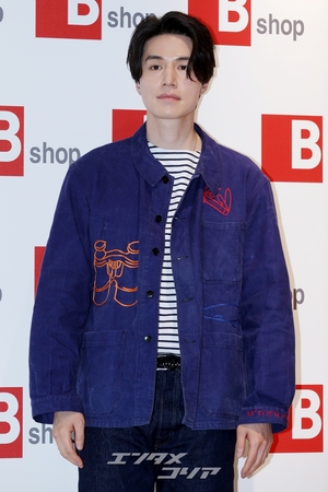 【フォト】イ・ドンウク、立っているだけでもステキな雰囲気