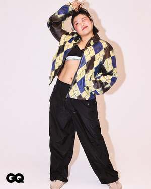 【フォト】「変身の鬼才」イ・スジ、格の違う存在感アピール