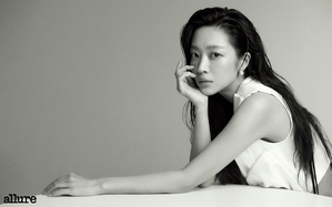 【フォト】チョ・ボア、大胆な魅力アピール