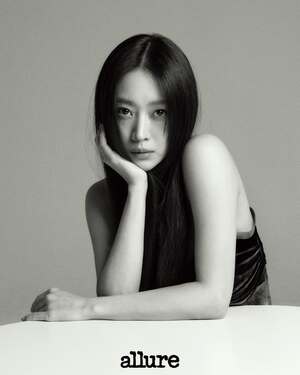 【フォト】チョ・ボア、大胆な魅力アピール