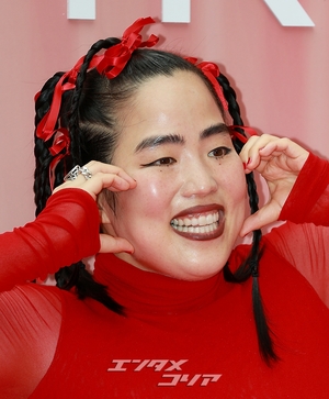 【フォト】「日本のセレブたちがソウル聖水洞に大集合」TIRTIRフォトコール・イベント