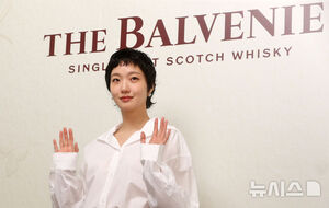 【フォト】キム・ゴウン、ショートヘアの女神