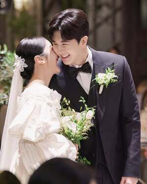 【フォト】チョンドゥン＆ミミ、挙式の写真公開…甘い眼差しの二人