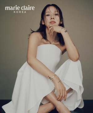 【フォト】イ・ヒョリ　ジュエリー・グラビアでセクシー・ビジュアル披露