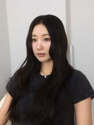 47歳キム・サラン、カラコンで気分転換…相変わらず元ミス・コリアらしい美しさ