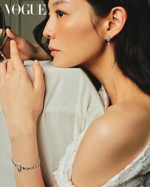 【フォト】雰囲気を圧倒するイ・ソム、魅惑的なスタイル