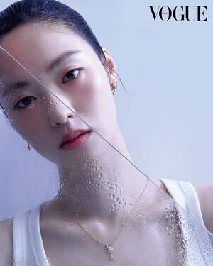 【フォト】穏やかな眼差しのチョン・ヨビン、人並みならぬオーラ