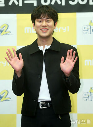 イ・ムジン、地方イベントでパワハラ被害…主催者が改めて謝罪 「スタッフを更迭」