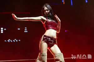 BLACKPINKジェニーの「Ruby」、米誌Rolling Stoneが選ぶ「今年のアルバム」に