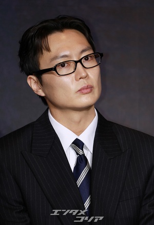 【フォト】ノ・ジェウォン、きょうは格好よく