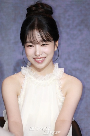 【フォト】ラブリーな魅力振りまくチョ・ユリ