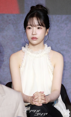 【フォト】ラブリーな魅力振りまくチョ・ユリ