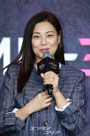 【フォト】魅力的な笑顔のチェ・グクヒ