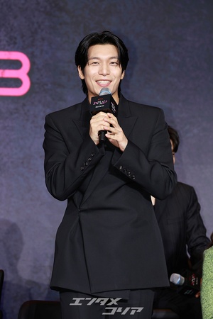 【フォト】ウィ・ハジュン、世界が認めたセクシーガイ