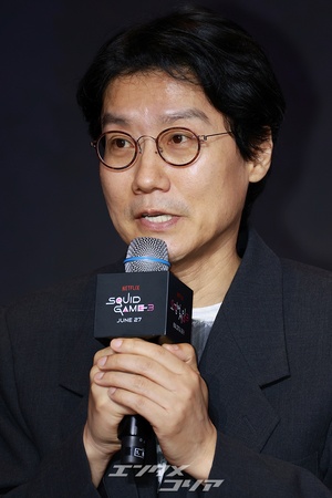 【フォト】『イカゲーム3』のキャストたち、明るい表情でポーズ