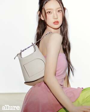 【フォト】KiiiKiii、人並みならぬビジュアルで完成したZ世代の美しさ