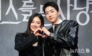 【フォト】パク・ジュヒョン＆カン・フン、ほのぼのとした二人