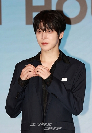  【フォト】ATEEZユンホ　瞳キラキラ