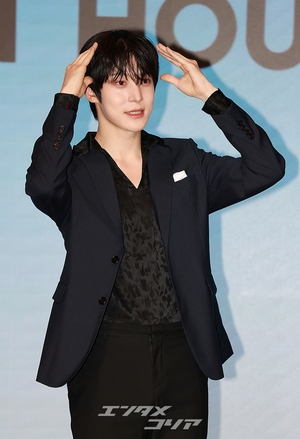  【フォト】ATEEZユンホ　瞳キラキラ