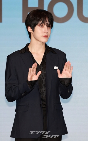  【フォト】ATEEZユンホ　瞳キラキラ