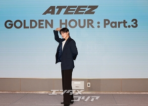 【フォト】ATEEZサン　ファンのハートを狙い撃ち