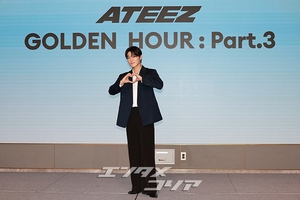  【フォト】ATEEZサン　ファンのハートを狙い撃ち