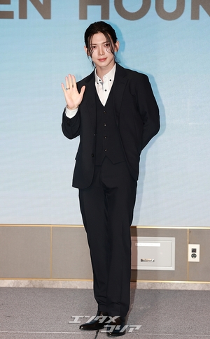 【フォト】ATEEZヨサン　輝くビジュアル