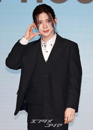 【フォト】ATEEZヨサン　輝くビジュアル