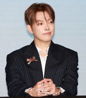 【フォト】ATEEZのニューアルバム発売記念記者懇談会