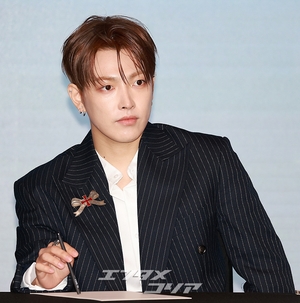 【フォト】ATEEZのニューアルバム発売記念記者懇談会