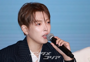 【フォト】ATEEZのニューアルバム発売記念記者懇談会