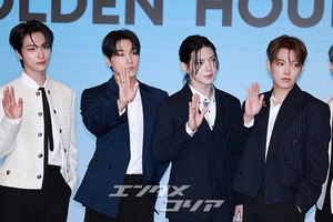 【フォト】ATEEZのニューアルバム発売記念記者懇談会