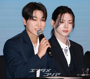 【フォト】ATEEZのニューアルバム発売記念記者懇談会