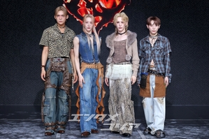 【フォト】K-POP初のジェンダーレスグループXLOV、華麗に音楽活動