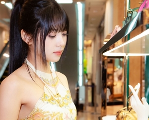 【フォト】iznaココ　日本を魅了するラグジュアリーな美しさ…「ヴェルサーチ」イベント出席