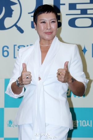 【フォト】チョン・ヨンジュ、ばっさり切った髪型もぴったり