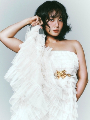 【フォト】パク・ナレ、4年ぶり新プロフィール写真公開…ダイエットして絶頂のビジュアル