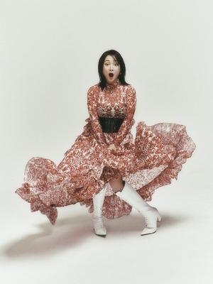 【フォト】パク・ナレ、4年ぶり新プロフィール写真公開…ダイエットして絶頂のビジュアル