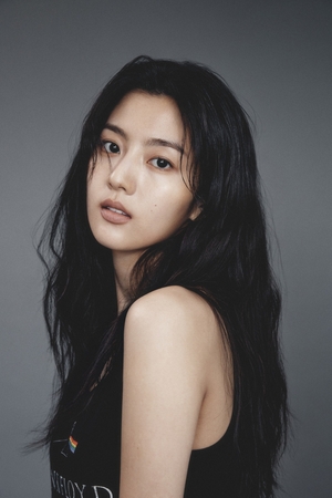 【フォト】シン・ウンス、成熟し深まる魅力…清純＆堂々とした新プロフィール写真