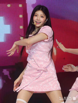 【フォト】ILLIT、魅力的なステージ